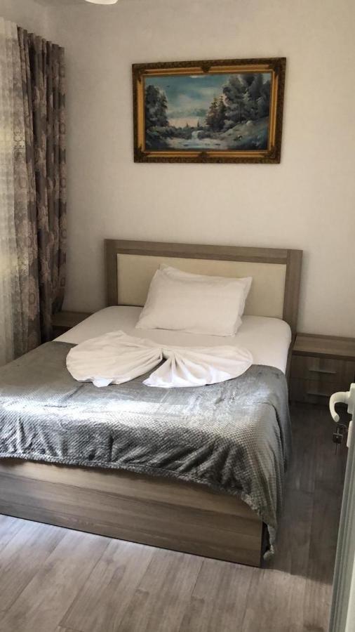 Sandri Apartment Himare Exterior photo
